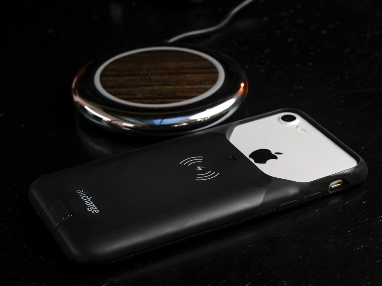 Wireless Charging Case for the iPhone 7 case Aircharge